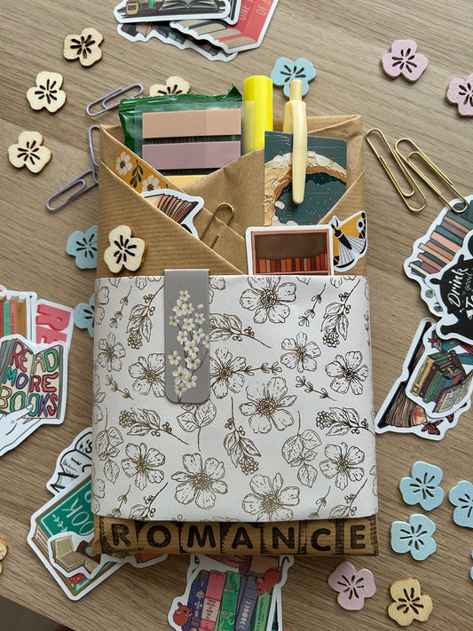 Blind Date with a Book - Yellow âī¸